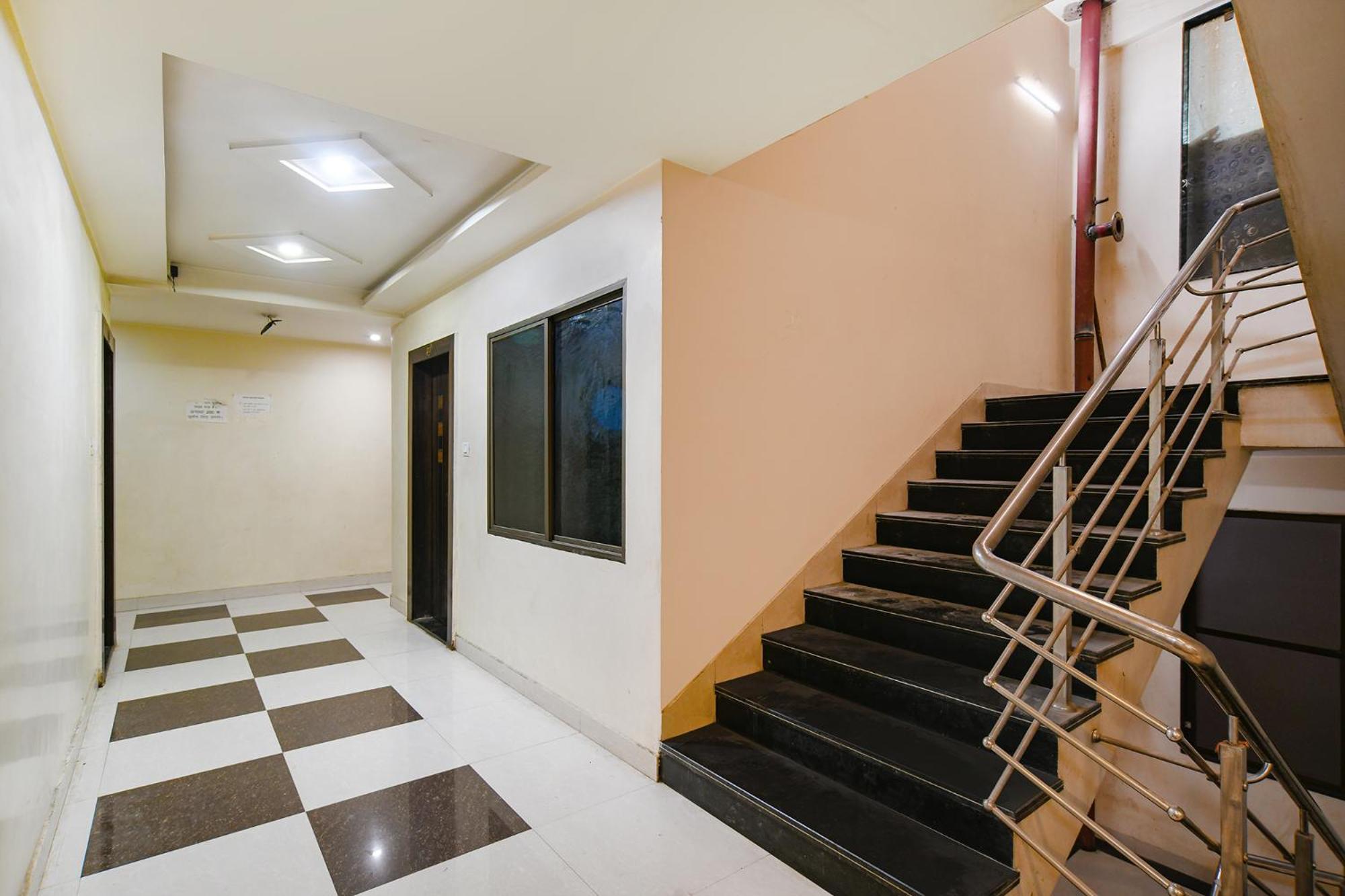 Fabhotel Shivam Palace- Near Mahakal Mandir Ujjain Zewnętrze zdjęcie